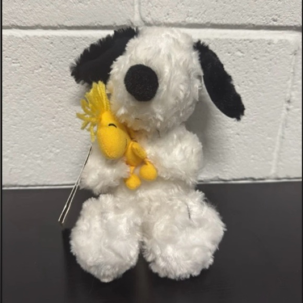 Hallmark Snoopy and Woodstock plush - Picture 2 of 5